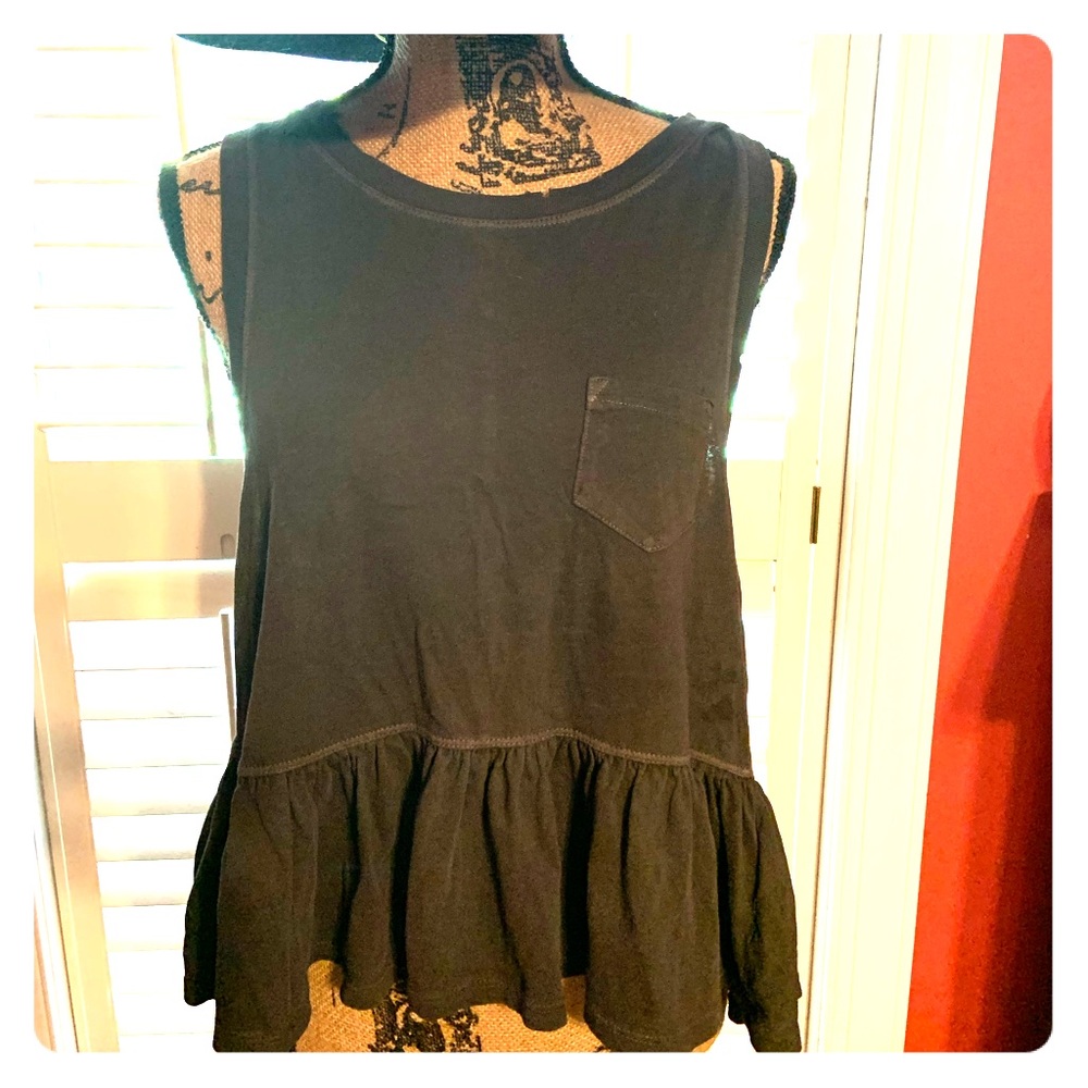 Free People NWOT adorable distressed top